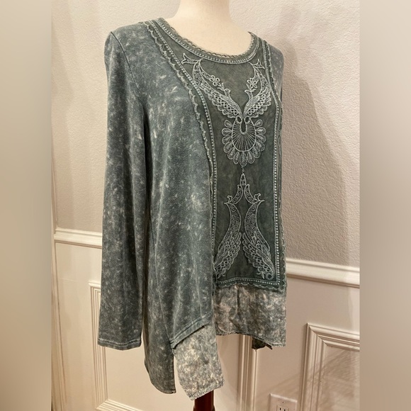 Adore Soft Stretch Jersy Knit Boho Lace Blouse Size Small - Picture 5 of 12